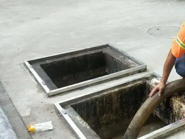 阿克陶化粪池清理