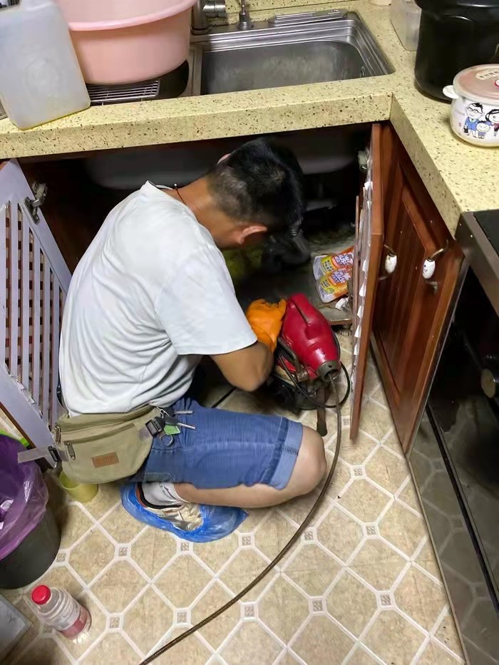 阿克陶通下水道